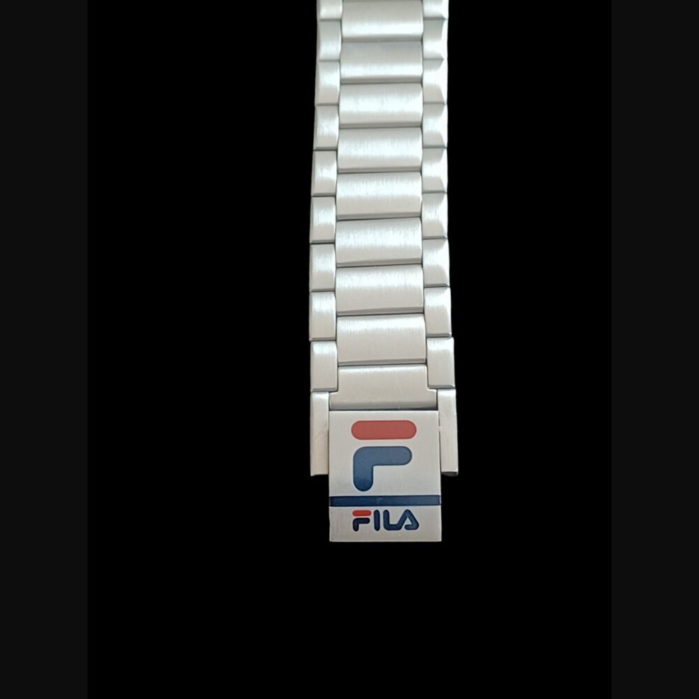 Vintage Fila Wiss Silver Tone Stainless Steel Water Resistant F200M Wristwatch - Picture 8 of 13